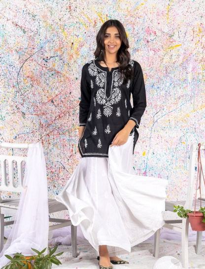 One Word Kurti Captions for Instagram