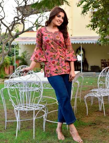Short Kurti Captions for Instagram